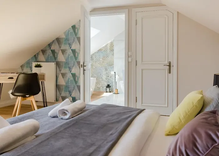 Kazimierz Penthouse with private terrace